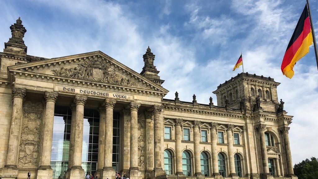 اوروبا الممتعة - برنامج سياحي من مدارات للسفر والسياحة