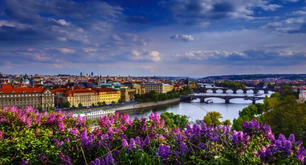 التشيك (براغ – اوسترافا – كالوفيفاري)