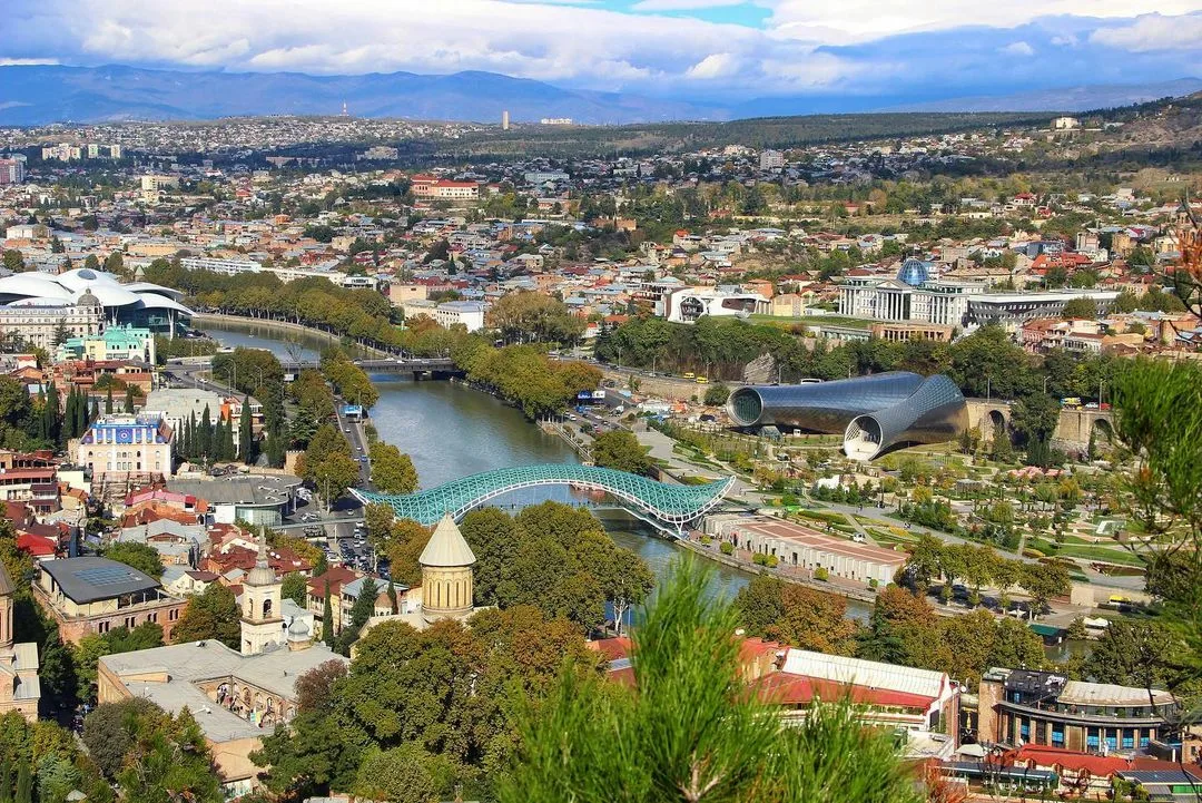 رحلة جورجيا 10 أيام مع سائق خاص