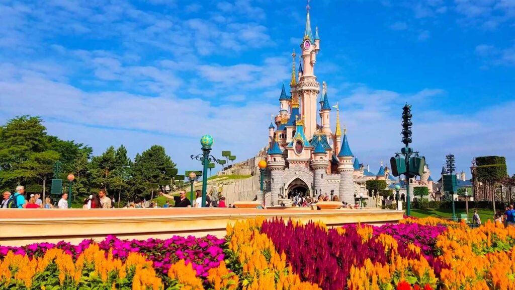 باريس و ديزنى لاند