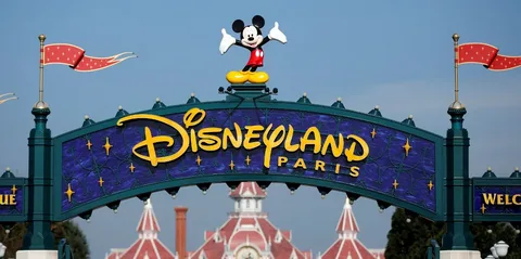 من مدريد الى باريس وديزنى لاند