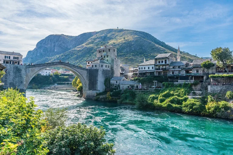 أجمل شالالات وأنهار في مدينة موستار البوسنة