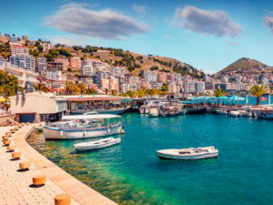 السفر إلى البانيا