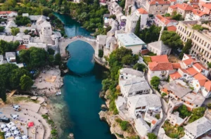 البوسنة في مارس